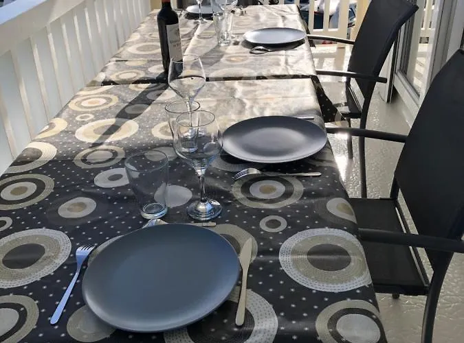 T3 Neuf Vue Panoramique Sur Premiere Ligne Daire